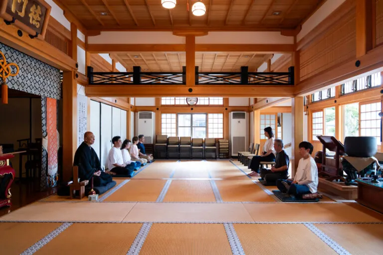 徳門寺で座禅会が再開|毎月第三日曜日に行われる朝の座禅会に参加しました